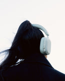 OVER-EAR BEIGE