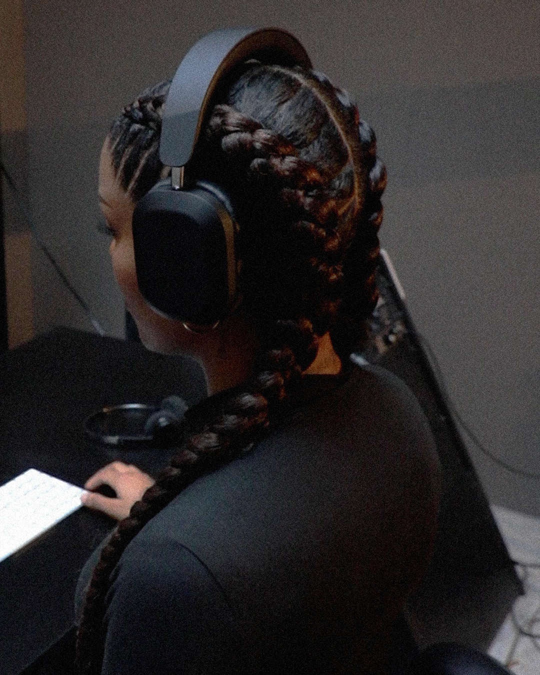 OVER-EAR NEGRO